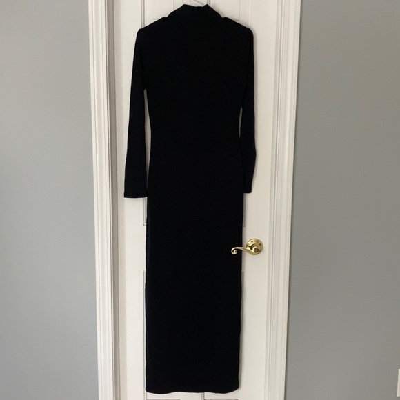 Black knit maxi dress with heart cutout at neckline - Picture 3 of 4